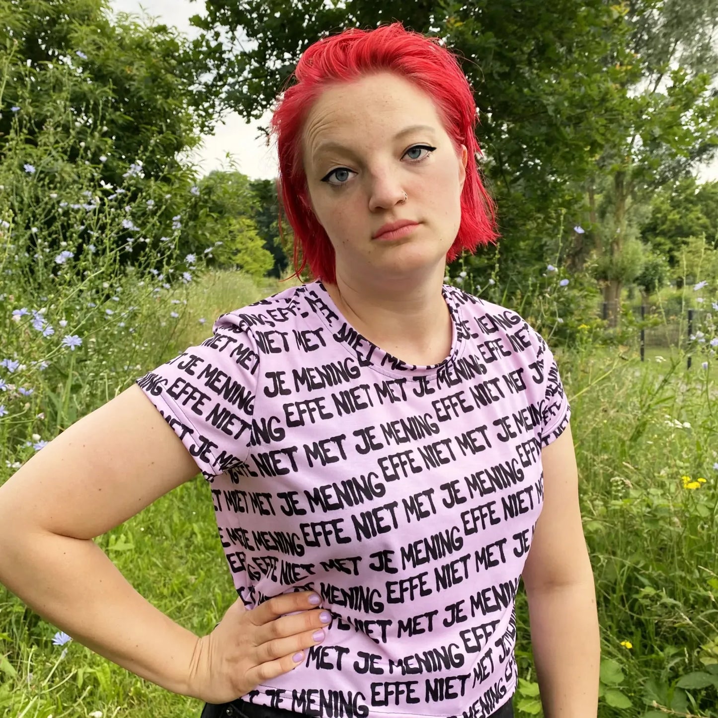 Crop shirt - ‘effe niet met je mening’