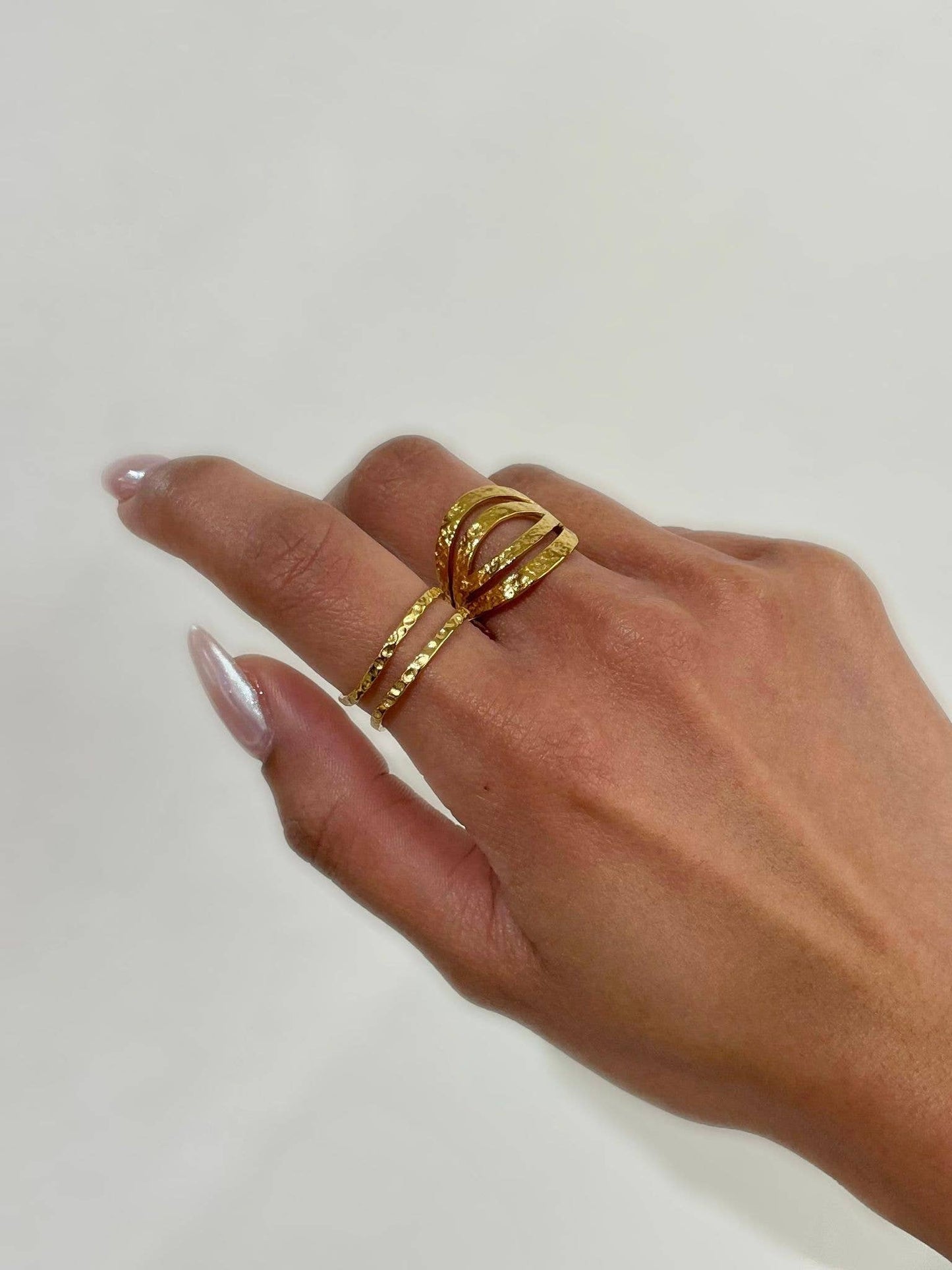 Verstelbare ring van gehammerd roestvrij staal - 14k verguld