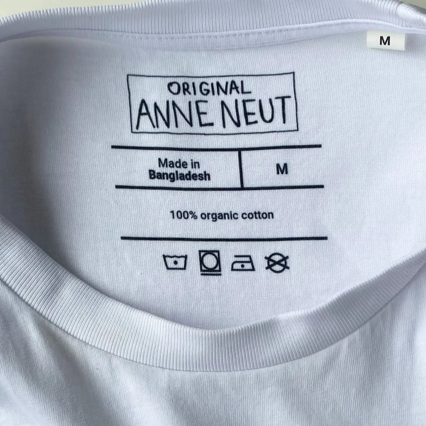 Unisex bio shirt ‘Eat, Prei, Love’