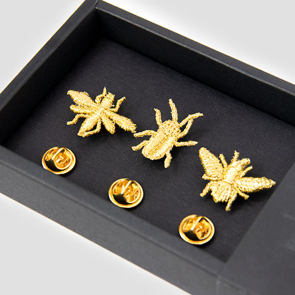 Geborduurde broches goud – 3 kleine insecten