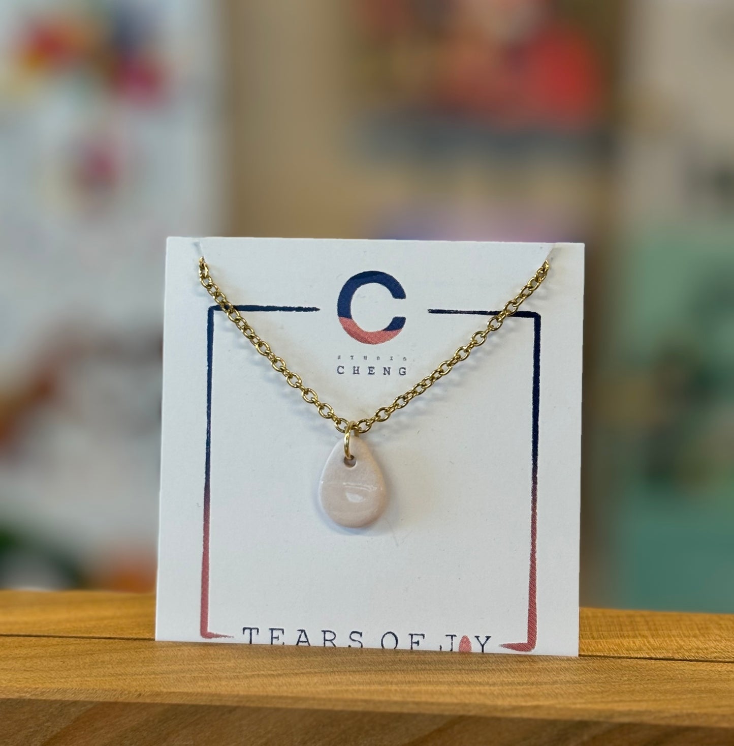 Tears of Joy ketting - beige