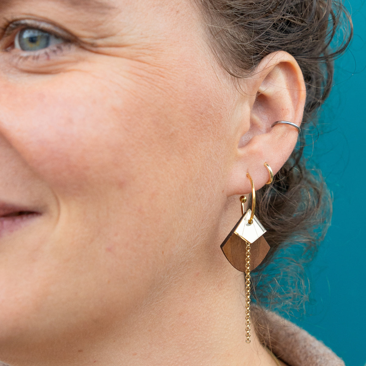 Oorbellen Belinda goud - Noten Hout