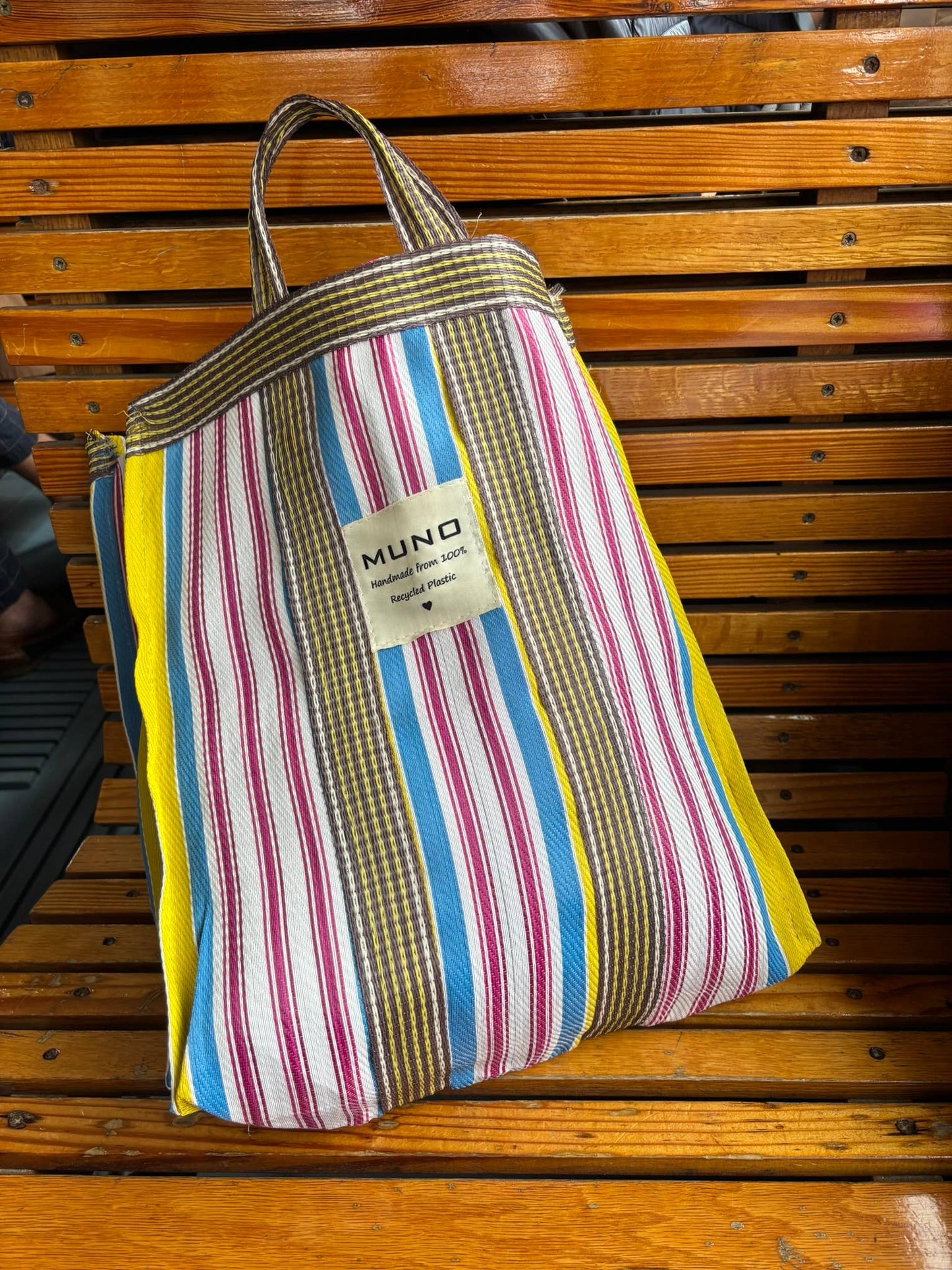 Draagtas - handgemaakt van gerecycled nylon - Geel, Blauw & Fuchsia