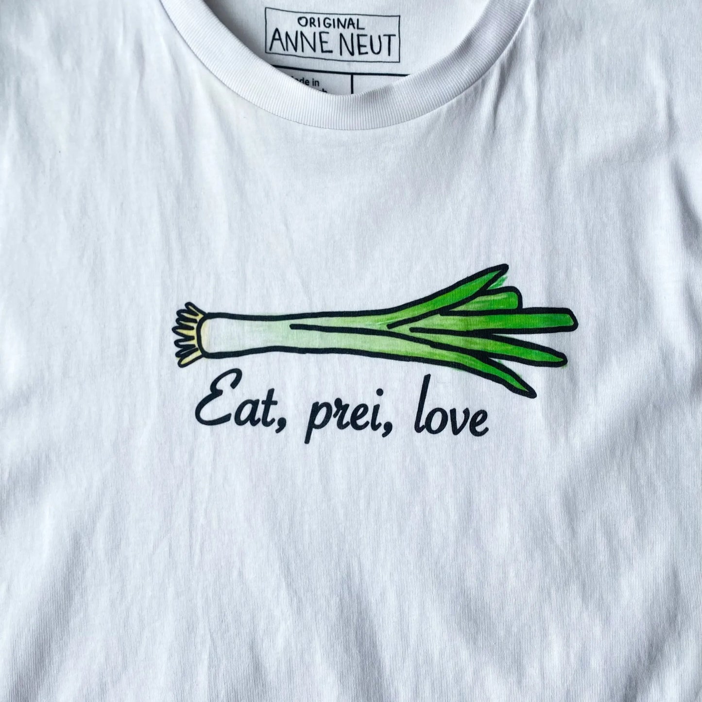 Unisex bio shirt ‘Eat, Prei, Love’