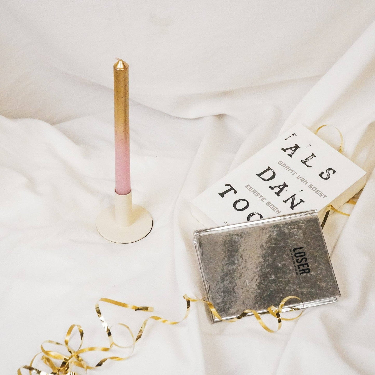 Kandelaar - beige metaal