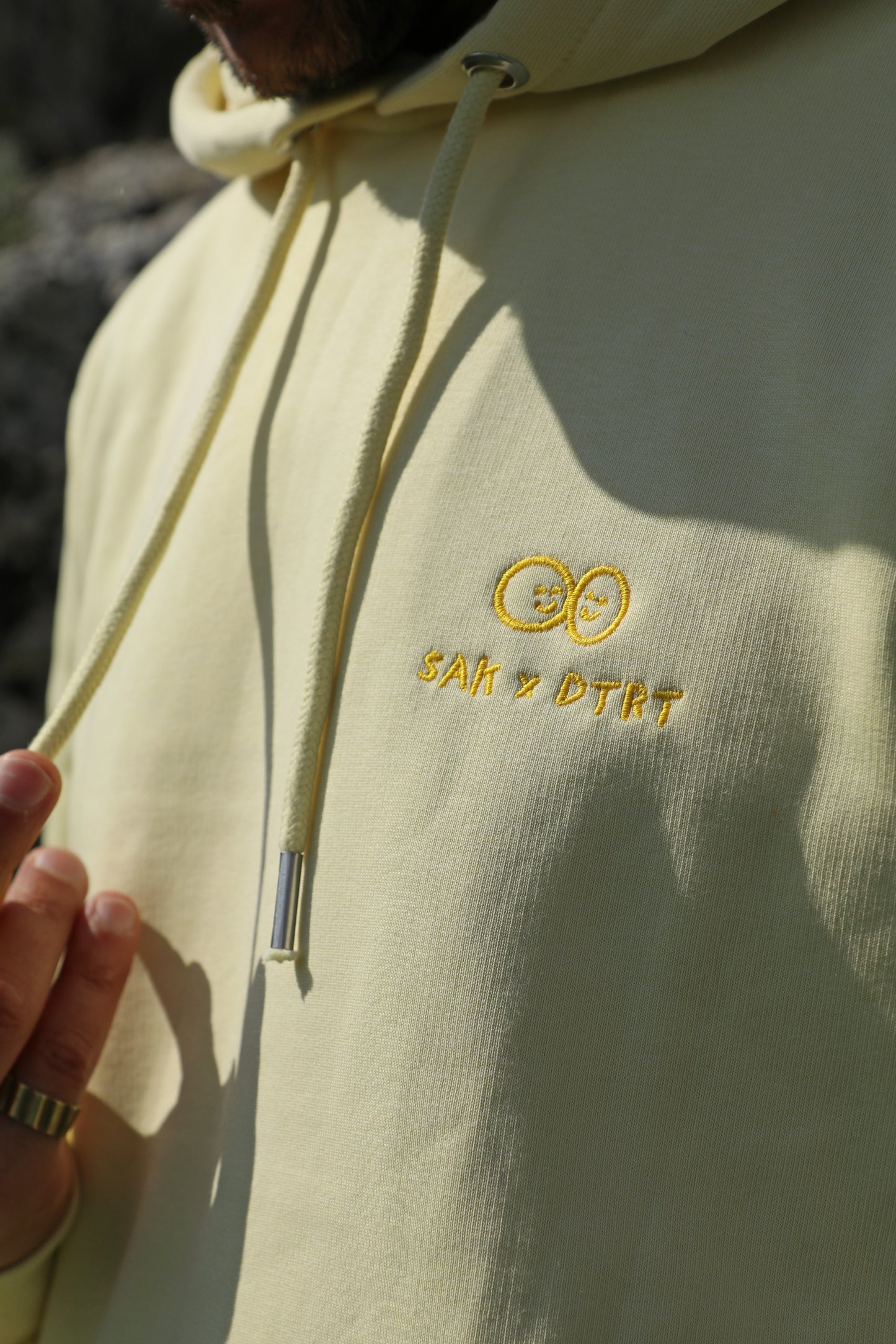 DO THE RIGHT THING x SAK - Hoodie / Yellow