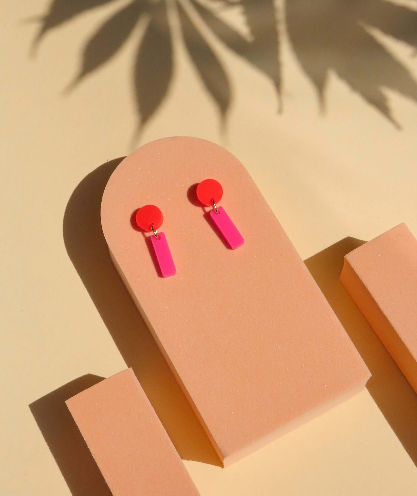 Vuurrood & Roze Mini Sticks Oorbellen
