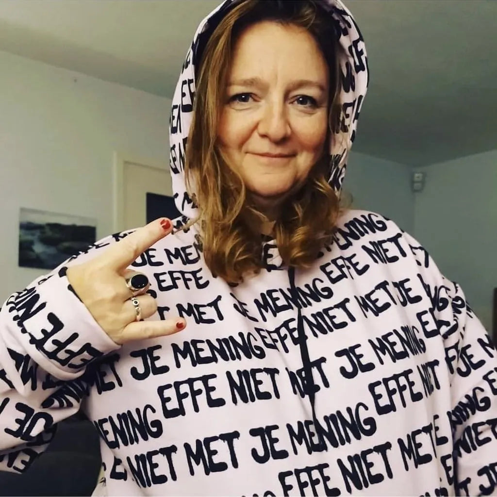 Unisex hoodie - ‘effe niet met je mening’
