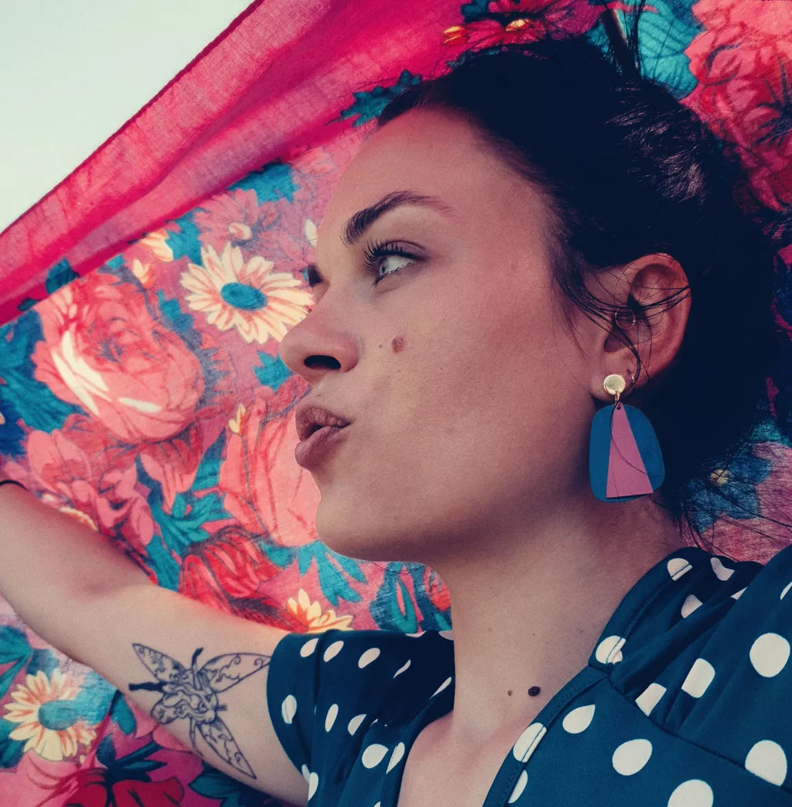 JASPER – Kleurrijke geometrische oorbellen van Formica – Blue/Green