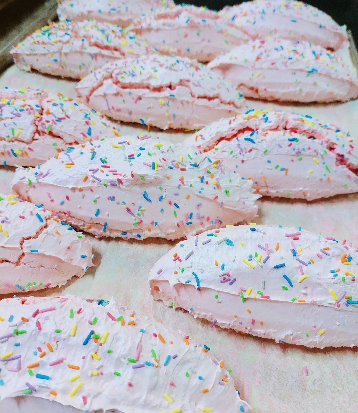 Meringue Lollipop