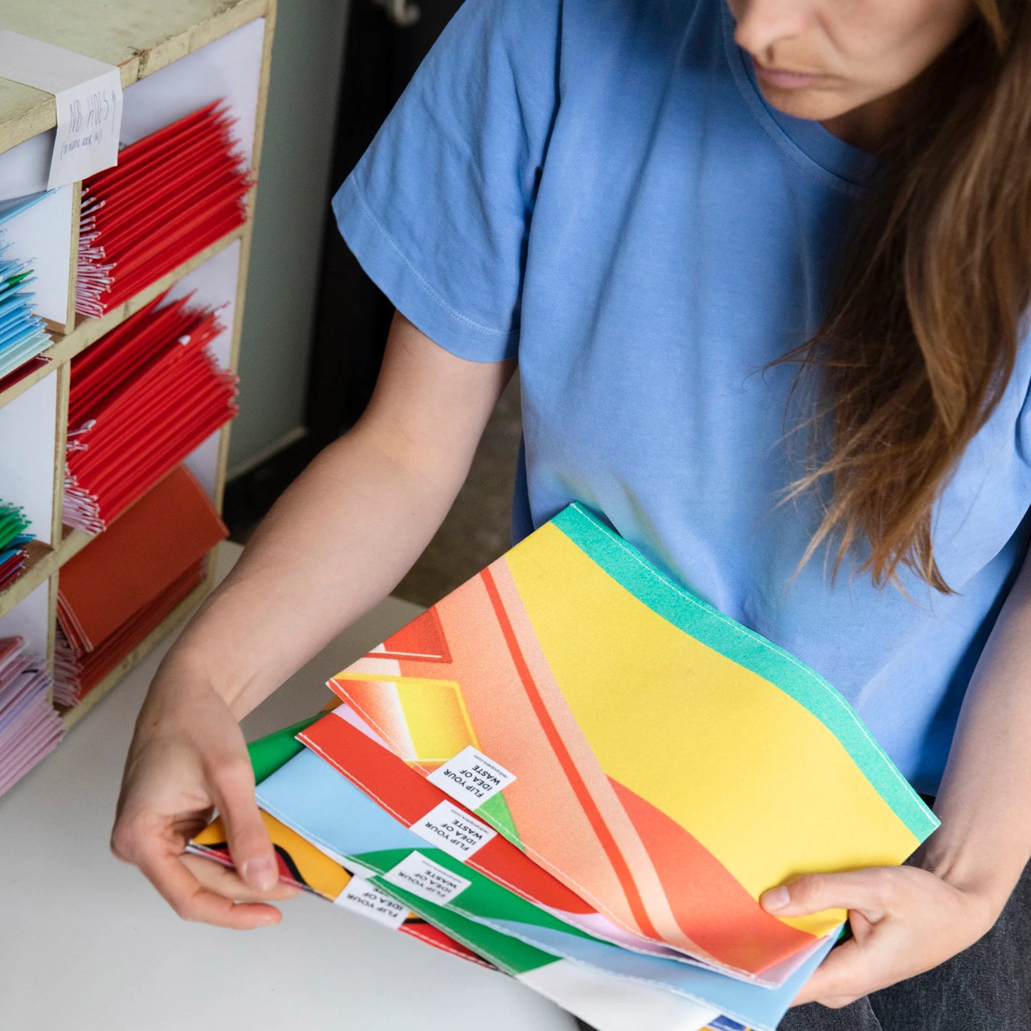 Notebook Bullet - Redopapers