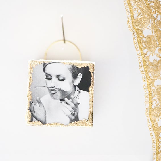 Between nose and mouth - vintage blokje