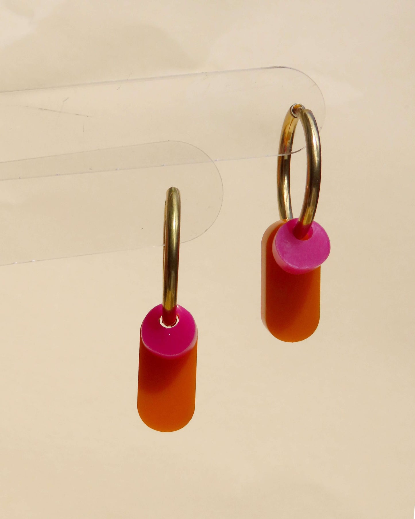 Dopamine Colors oorbellen Oranje & Roze