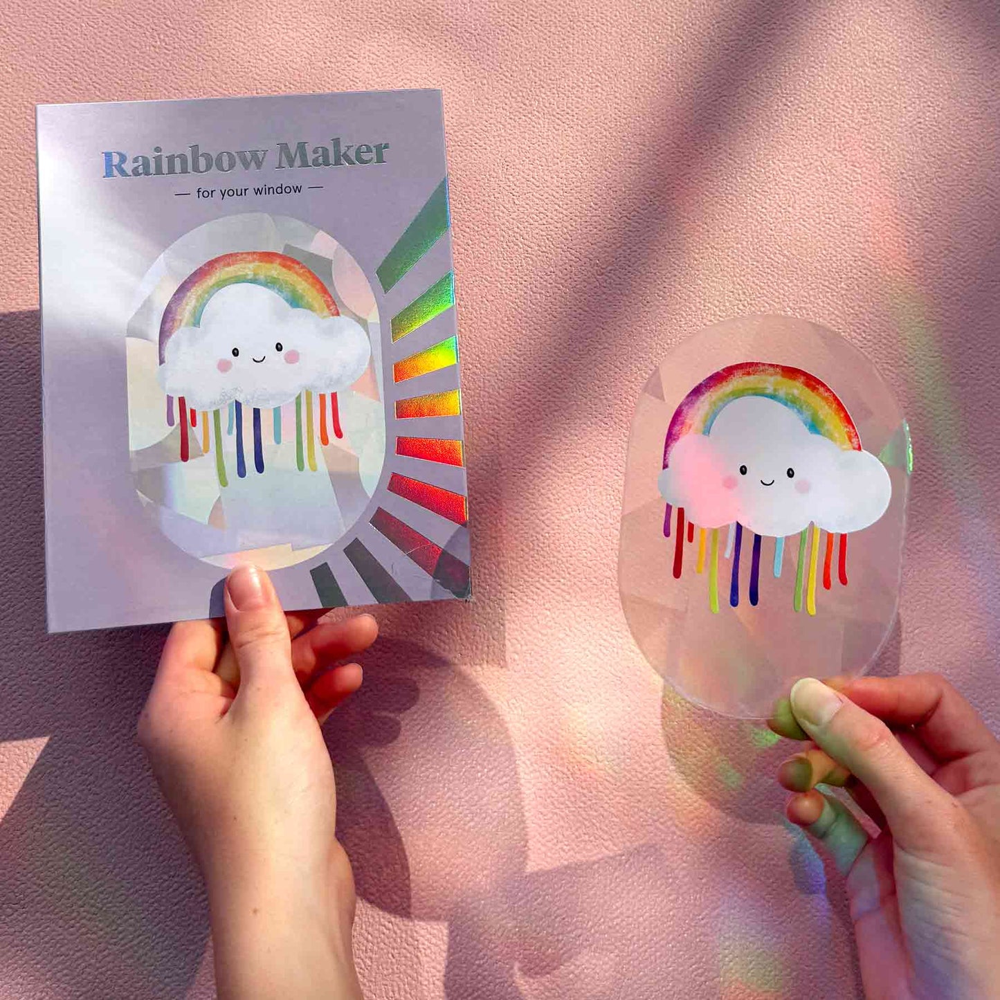 Regenboogmaker Sticker – Vrolijke wolk 🌈